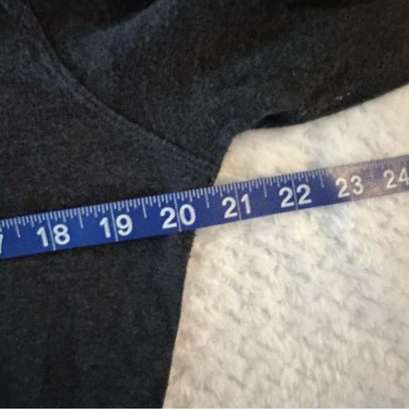 Lululemon In A Cinch Long Sleeve Tee Heathered Black size 6 - Picture 7 of 8